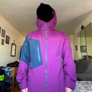 BURTON GORETEX SHELL JACKET